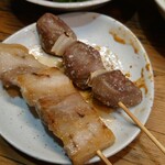 とり源 - 豚バラ＋ずり(２本目)