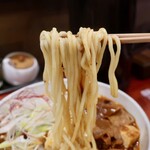 SHIBIRE NOODLES 蝋燭屋 - 【限定】２種美味キノコの麻婆麺（1200円）＋半ライス（100円）
