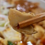 SHIBIRE NOODLES 蝋燭屋 - 【限定】２種美味キノコの麻婆麺（1200円）＋半ライス（100円）