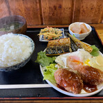 お食事処 秋月 - 