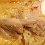 ヌードルアートギャラリーリョータテヅカ - 鶏もも白ワイン焼き