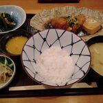 双寿 - めぬけ煮おろし（ごはん半分）