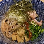 全粒粉生うどん 手練れ - 元祖油うどん（麺少なめ注文）