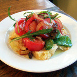 ニコラ - フルーツトマトとフリセッレ(650円)