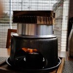 いばらき食彩香寿亭 - 釜飯に火がつけられました