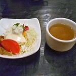 Burudokku - セットのスープ・サラダ