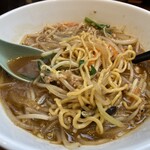 中華食堂 かどや - ボソッとした麺とタップリの具、特にひき肉が好き