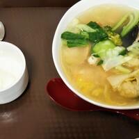 トゥーランドット 臥龍居  - 海鮮つゆそば