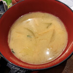 Nippommagurogyogyoudan - 味噌汁(具がいろいろ)
