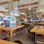 サムズアンカーイン - テーブル席