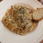 wine bar parpunte - ランチのカルボナーラ中盛