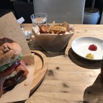 KING GOD BURGER - 料理