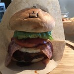 キングゴッドバーガー - 料理