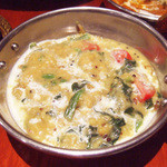 タンドールバル カマルプール - ダルサーグ(980円) ※レンズ豆とほうれん草のカレー