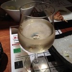 炭火焼とり えんや - ここから二回目訪問。
      河内ワイン白。サッパリと飲みやすい。