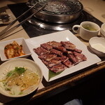 Yakiniku Juujuu Karubi - 柔らかハラミランチ２００ｇ1080円（税抜）