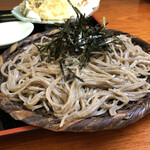 甜蕎屋 源平 - 野菜天ぷら粗挽き蕎麦
                                
                                海苔なしって言うの忘れました(笑)
                                