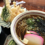 甜蕎屋 源平 - 娘の海老天麩羅蕎麦
      
      天麩羅は後のせスタイルだそうです☆