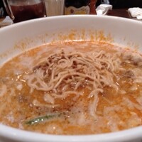 個室中華 頤和園 溜池山王店 - 