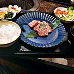 焼肉 wagyu 彩苑 - 特上カルビランチ