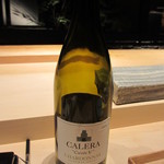 鮨 麻生 平尾山荘 - この時点で既にワインが一本空いてしましました。