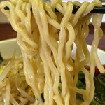 ドラごんち - 麺は浅草開化楼製で、今回は太麺を選択