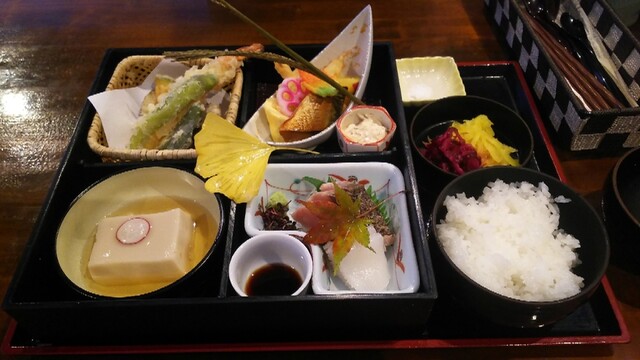 タキガワ赤目 Takigawa赤目 赤目口 割烹 小料理 食べログ