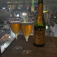R restaurant & bar - 