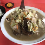 九州ラーメン 六五六 - 　　　チャンポン　　チャーシュー入り
　　　　　(糸を巻いて手作り)