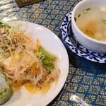 プロォーイ タイ料理 - 前菜とスープ