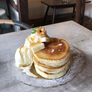 季節限定 ハチミツバターのパンケーキ By Chiee カフェ 坂の下 サカ 長谷 カフェ 食べログ 季節限定 ハチミツバターのパンケーキ By Chiee カフェ 坂の下 サカ 長谷 カフェ 食べログ