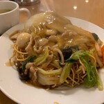 南海飯店 - かたい焼ソバ