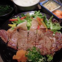 焼肉・しゃぶしゃぶ たちばな ヒルトンプラザイースト店 - ステーキランチ ￥９９０