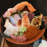魚料理みうら - 海鮮丼　2750円