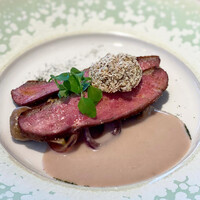 ベージュ アラン・デュカス 東京 - 