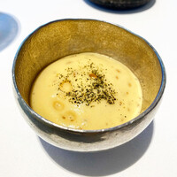 ベージュ アラン・デュカス 東京 - 