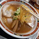 陣屋 - 麺リフト