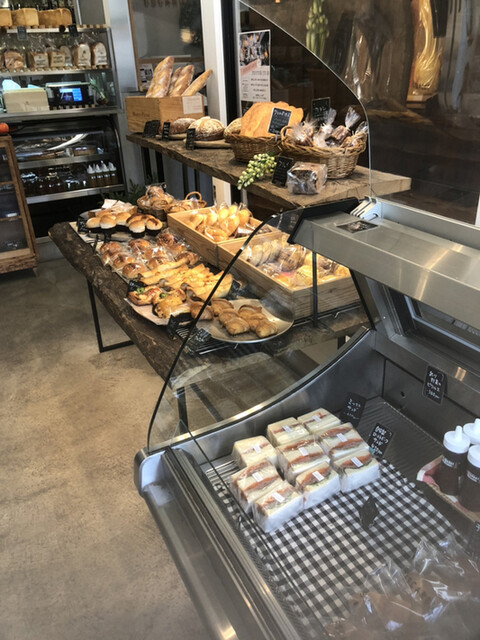 エスカルゴ ベーカリー Escargot Bakery 蔵王 パン 食べログ