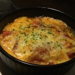 Itsuka - ベーコンとトマトのチーズ焼き