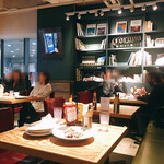 チェルシーカフェ - 店内