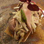 カーサ カルマ - ホッキ貝と青パパイヤ