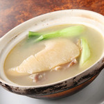 東珍味 - 鶏スープフカヒレ姿の土鍋　　2980円