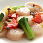 Stir-fried scallops and vegetables