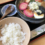 伊佐美屋 そば処 - 料理写真:五目そば 680円と小ライス 100円
