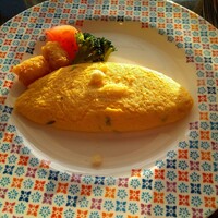 オリゾンテ - 紙に丸付けしてオーダーするオムレツ。チーズと九条ネギ入り。 オリゾンテ - 紙に丸付けしてオーダーするオムレツ。チーズと九条ネギ入り。