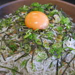 Minoriya - MEGAシラス丼　※写真はイメージです。