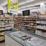 FamilyMart - 