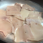 伊勢屋本店 - 豚スジ