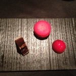 ガストロノミー ジョエル・ロブション - ミニャルディーズ