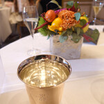 トゥールダルジャン - フィンガー・ボウルではなく